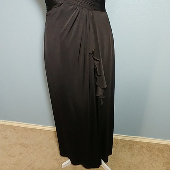 BEAUTIFUL in BLACK...evening dress - Picture 4 of 6